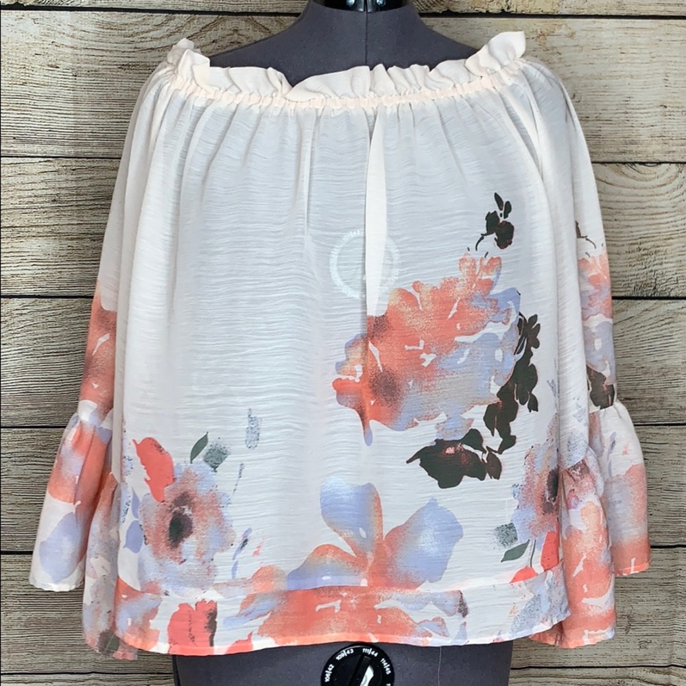 3/$20. Loralette 1X off shoulder Blouse.